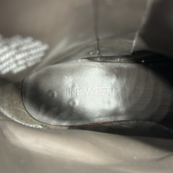 Nine West Just This Brown Leather Ankle Bootie Size 8.5 MCA6442K - Picture 6 of 7